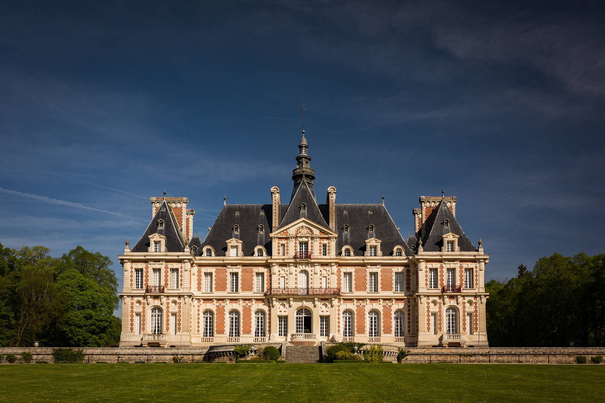 Création de forêts autour du Château de Baronville